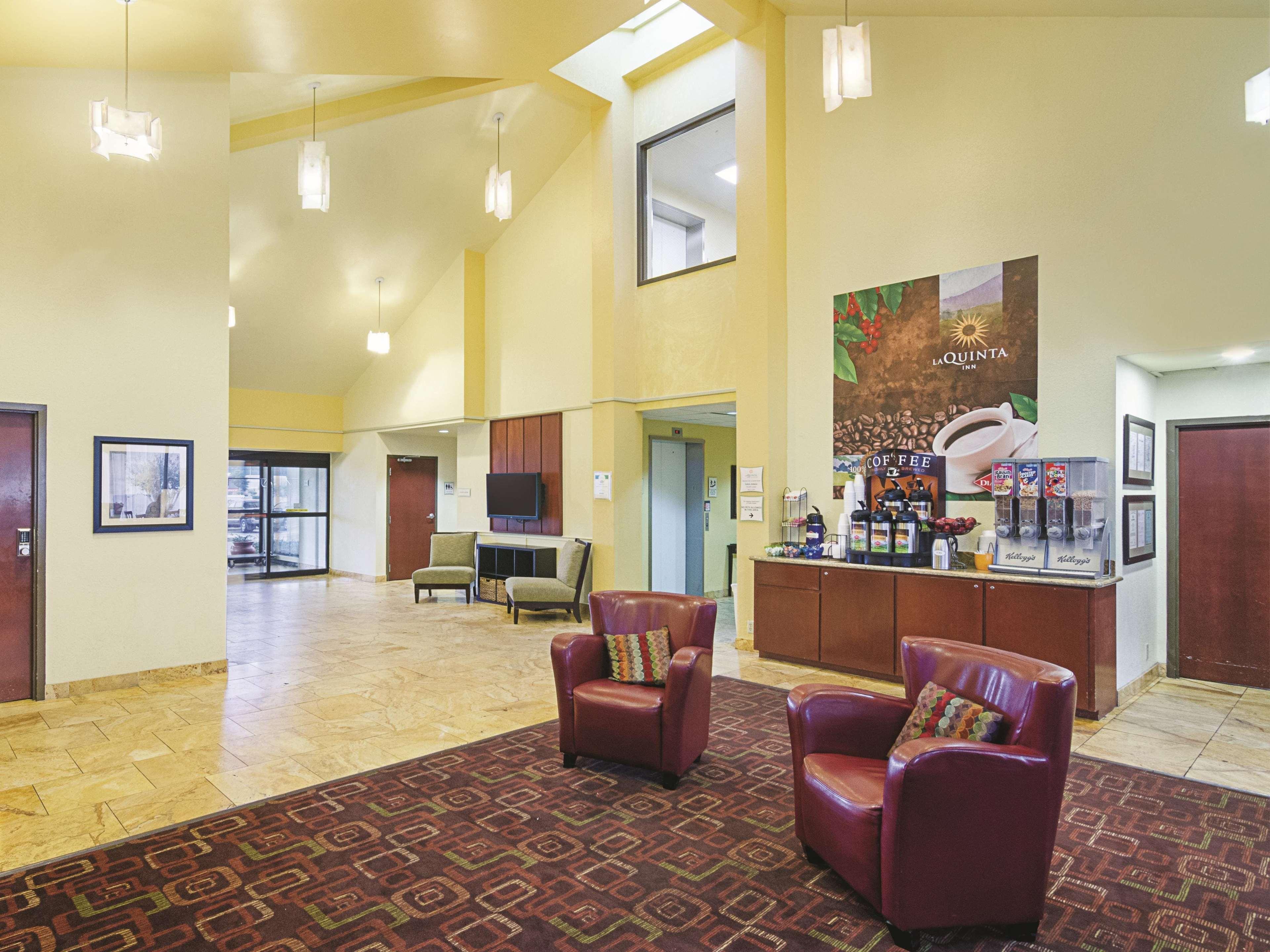 La Quinta Inn & Suites By Wyndham Dothan Exterior foto