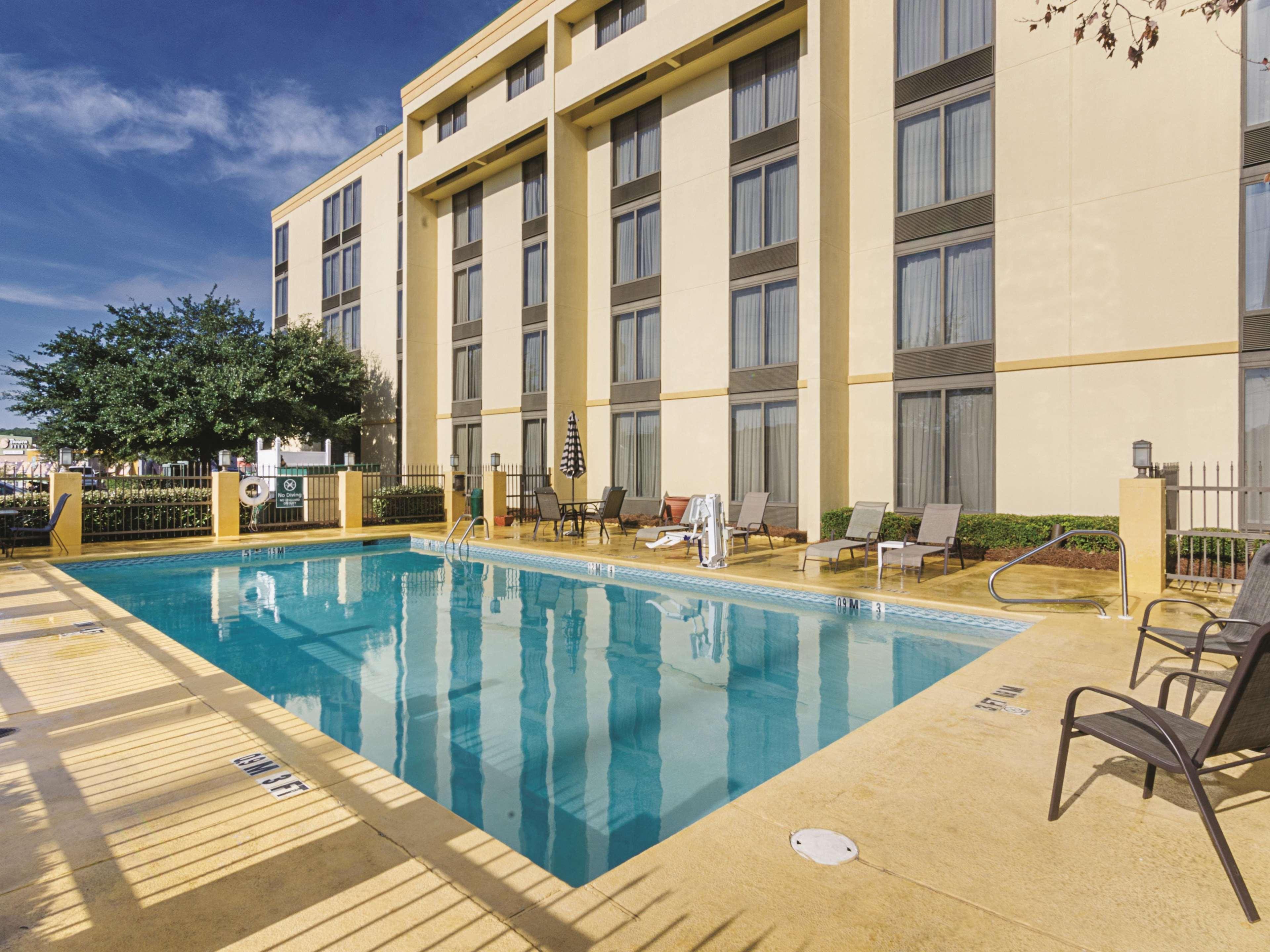 La Quinta Inn & Suites By Wyndham Dothan Exterior foto