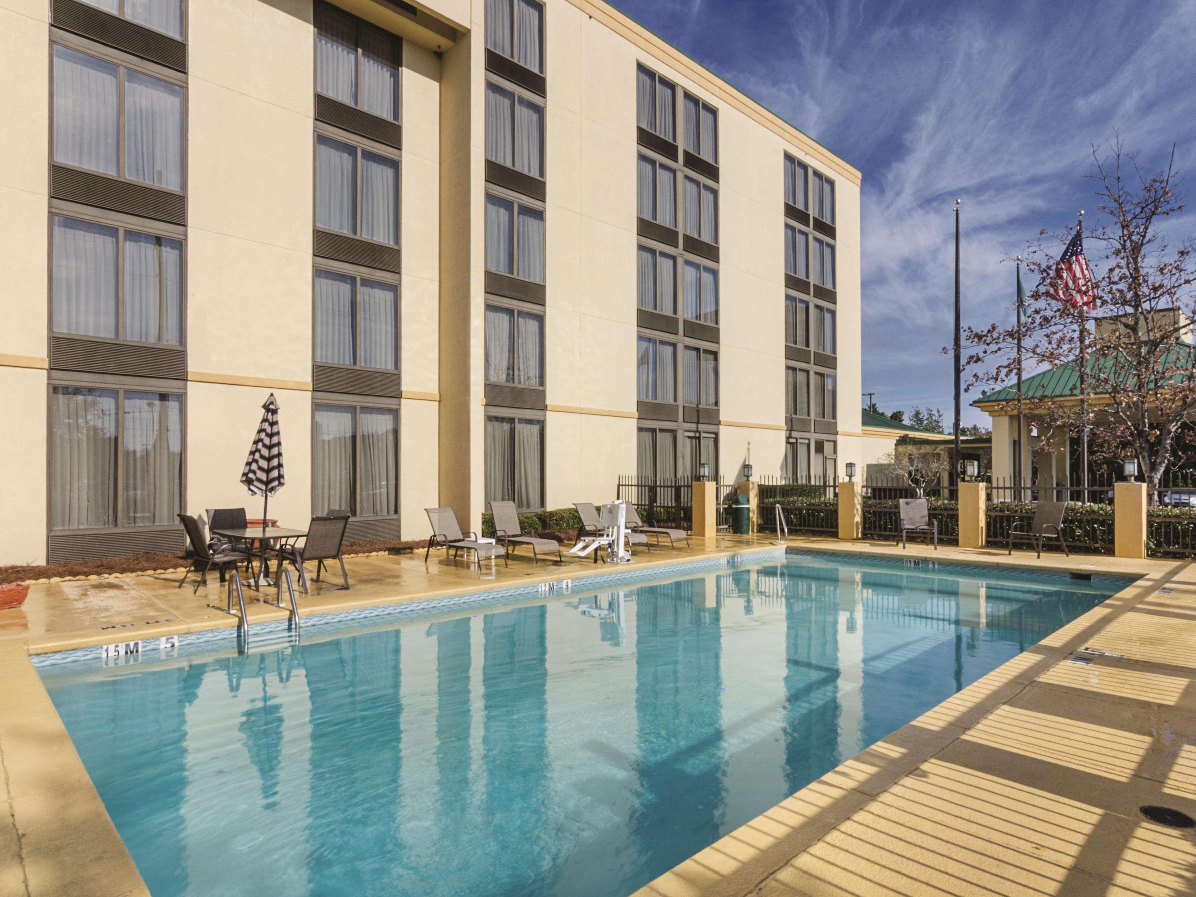 La Quinta Inn & Suites By Wyndham Dothan Exterior foto
